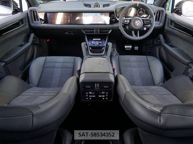 Porsche CAYENNE 2024-06 333699-16