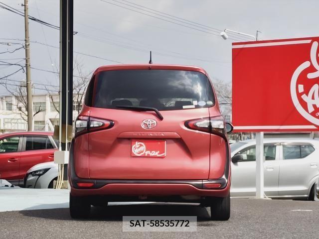 Toyota SIENTA 2016-01 213437-8