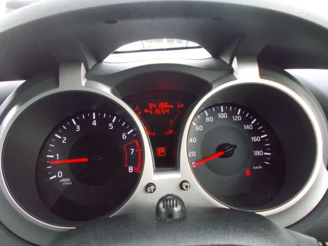 Nissan JUKE 2018-02 8543-7