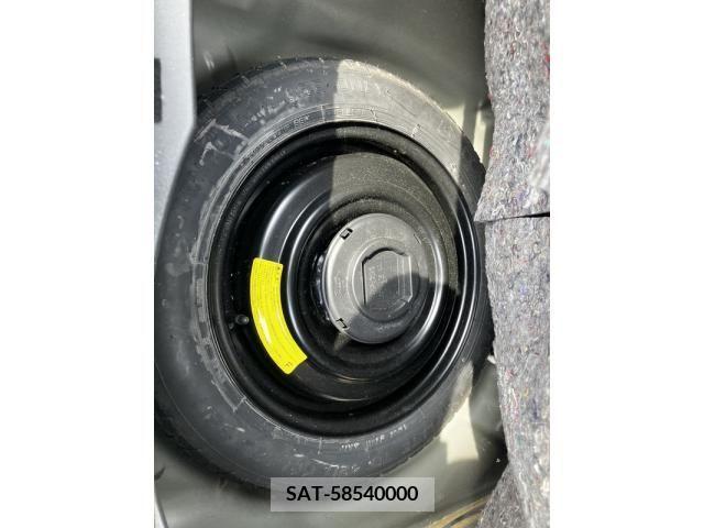 Nissan JUKE 2014-02 320509-25