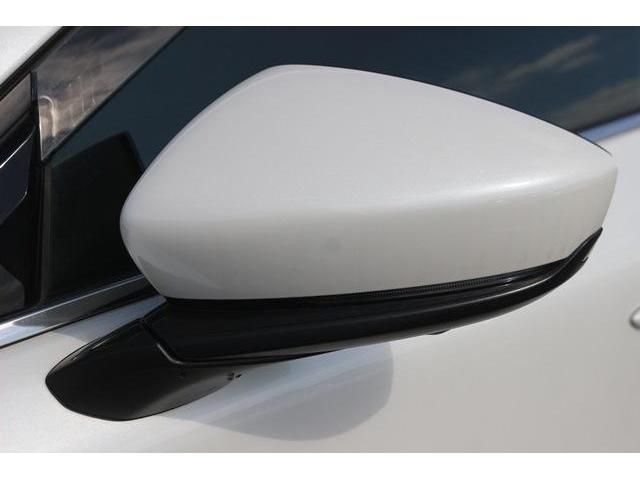 Mazda CX-30 2020-03 9806-7