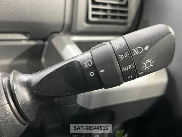 Daihatsu WAKE 2017-08 208880-7