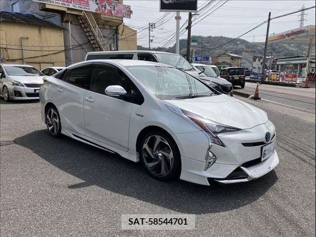 Toyota PRIUS 2016-08 322392-2