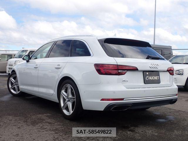 Audi A4 2019-09 317924-2