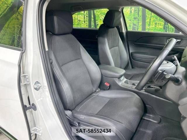 Honda VEZEL 2021-04 338488-8