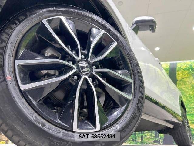 Honda VEZEL 2021-04 338488-13