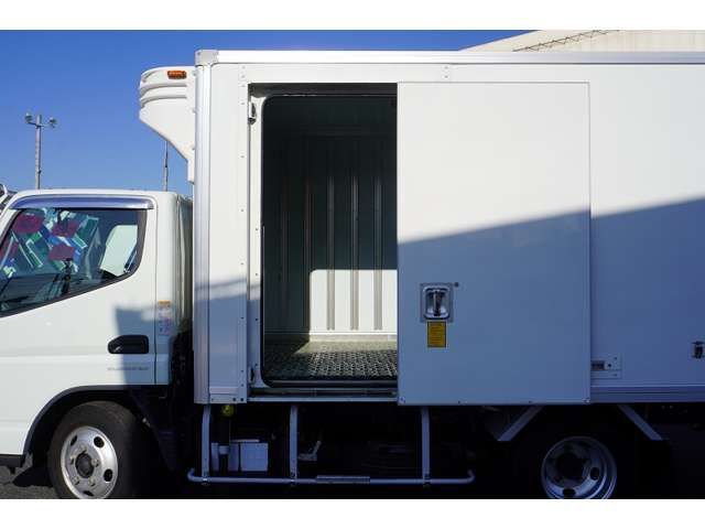 Mitsubishi CANTER 2016-02 196598-16