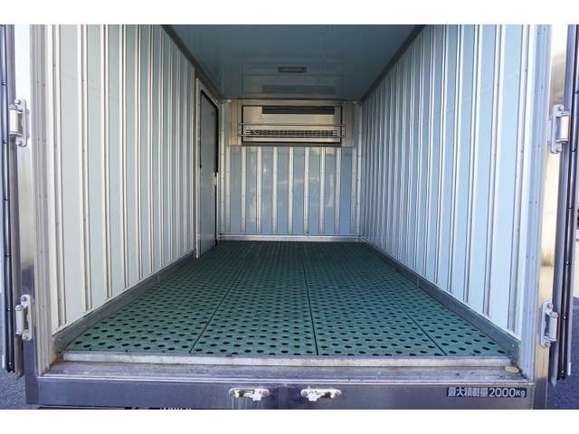 Mitsubishi CANTER 2016-02 196598-18
