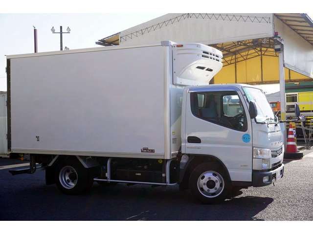 Mitsubishi CANTER 2016-02 196598-5