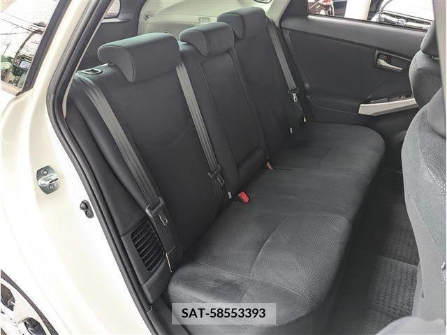 Toyota PRIUS 2015-03 322055-6