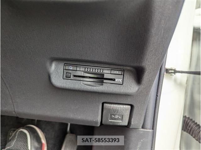 Toyota PRIUS 2015-03 322055-13