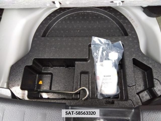 Suzuki SWIFT 2012-03 352681-14