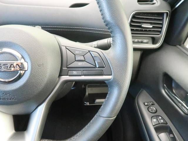 Nissan SERENA 2018-06 182000-6