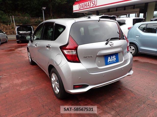 Nissan NOTE 2018-10 216215-2