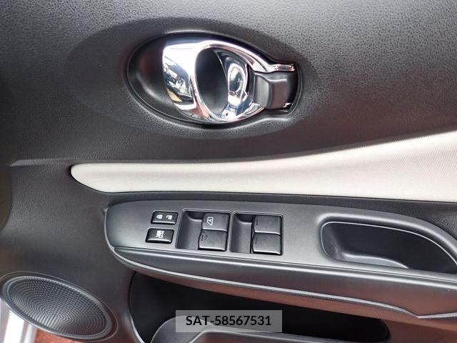 Nissan NOTE 2018-10 216215-9