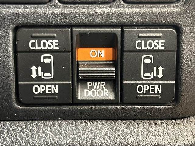 Toyota NOAH 2017-01 28286-2