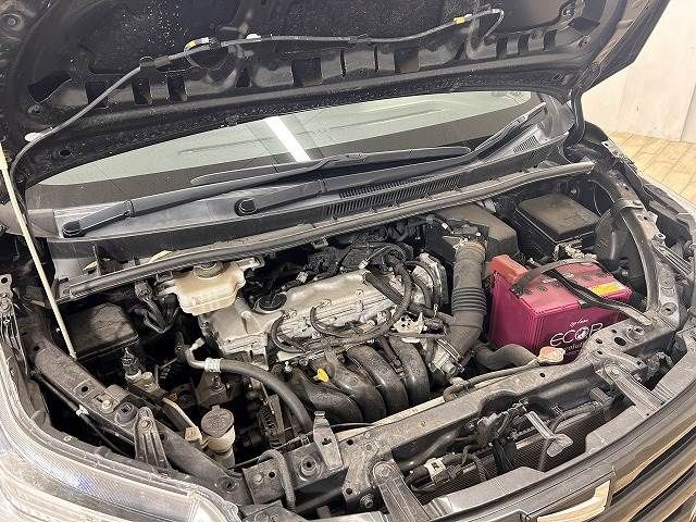 Toyota NOAH 2017-01 28286-19