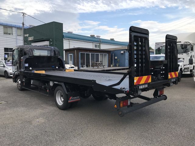 Isuzu ELF TRUCK 2019-04 17787-5