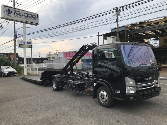 Isuzu ELF TRUCK 2019-04 17787-4