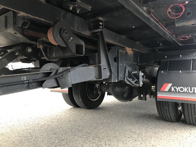 Isuzu ELF TRUCK 2019-04 17787-17