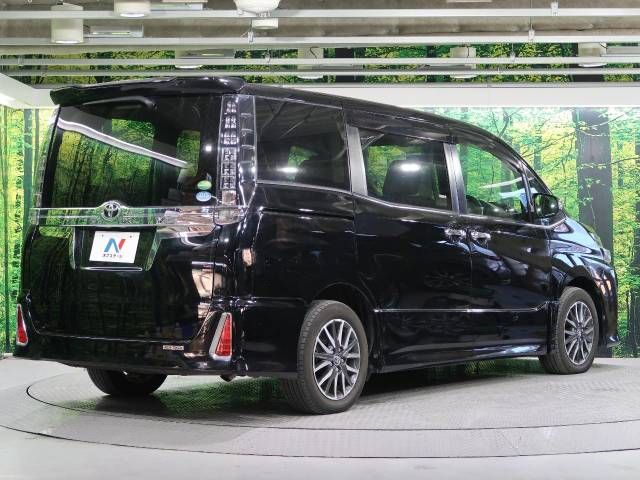 Toyota VOXY 2015-11 184365-18