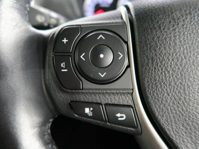 Toyota VOXY 2015-11 184365-7