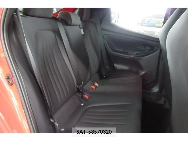 Toyota YARIS 2020-05 255554-9