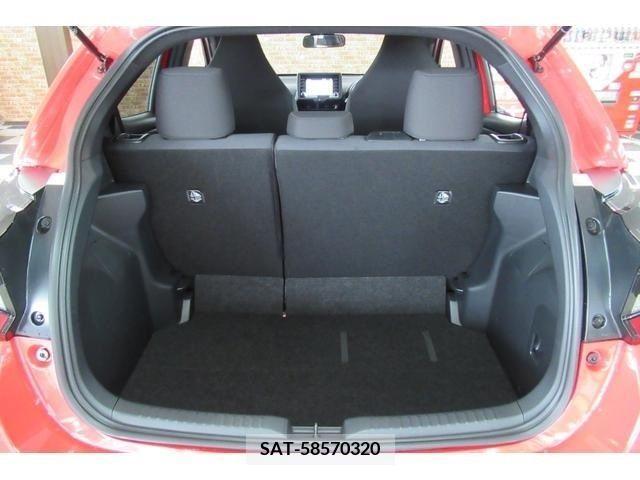 Toyota YARIS 2020-05 255554-10