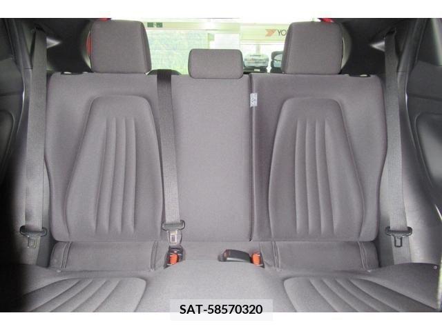 Toyota YARIS 2020-05 255554-7