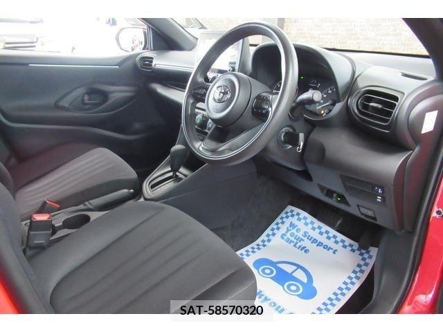 Toyota YARIS 2020-05 255554-3