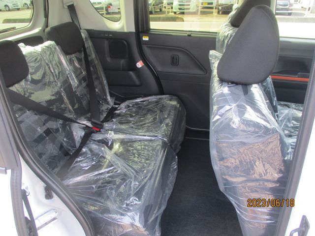 Daihatsu TANTO 2023-04 4227-23