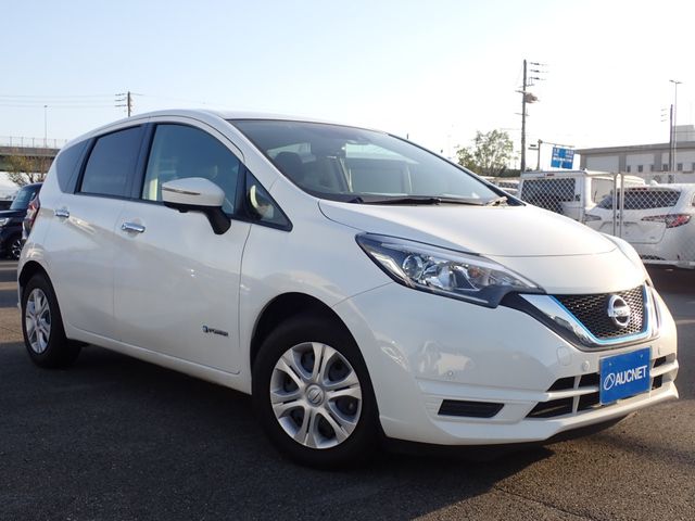 Nissan NOTE 2018-10 184501-0