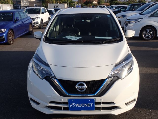 Nissan NOTE 2018-10 184501-4