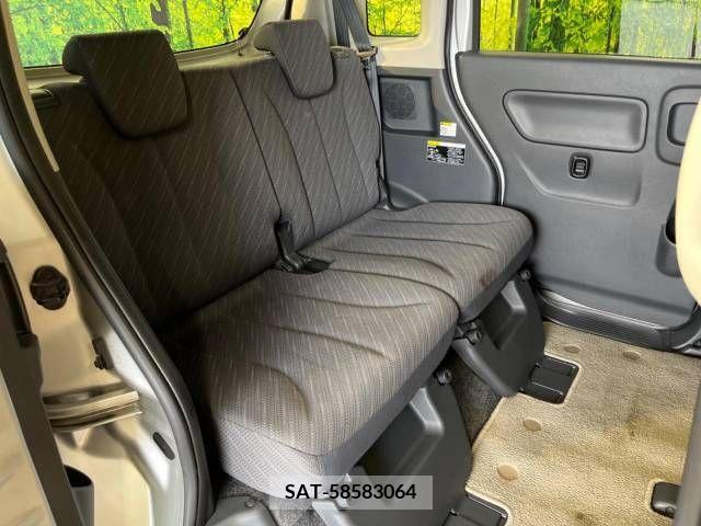 Suzuki SPACIA 2015-09 312182-8