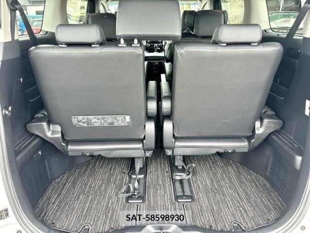 Toyota ALPHARD 2018-06 382737-10