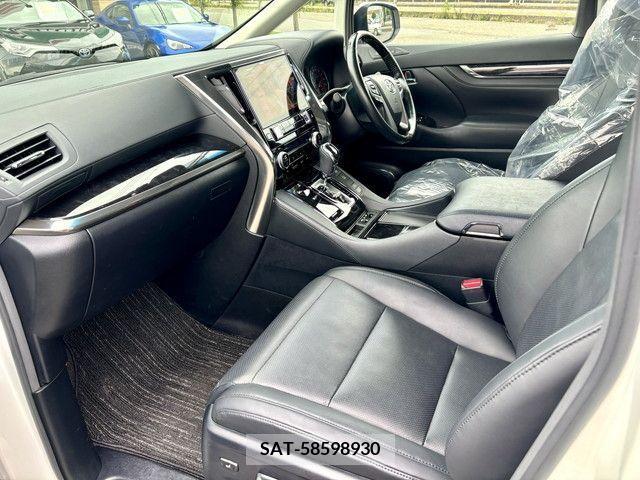 Toyota ALPHARD 2018-06 382737-5