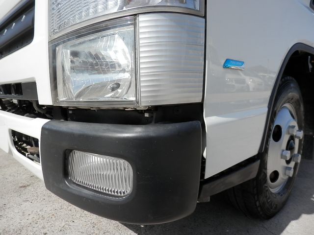 Nissan ATLAS 2013-07 1240-7