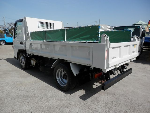 Nissan ATLAS 2013-07 1240-3