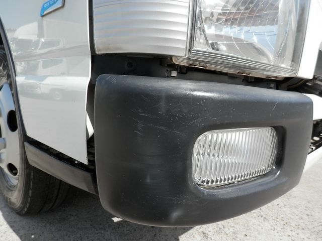 Nissan ATLAS 2013-07 1240-8