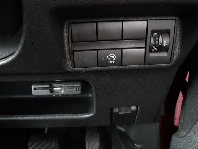 Mitsubishi EK X 2019-12 22038-9