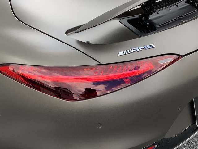 Amg SL 2022-10 5158-9
