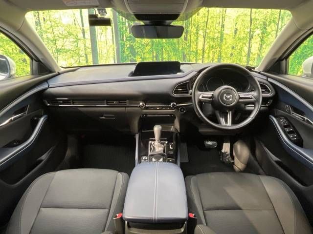 Mazda CX-30 2023-03 28998-1