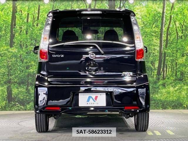 Nissan DAYZ 2015-06 358860-15