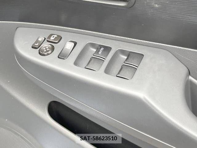 Suzuki CERVO 2010-01 305925-5