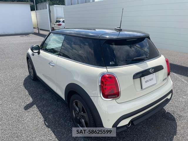 Bmw MINI 2022-05 363744-6