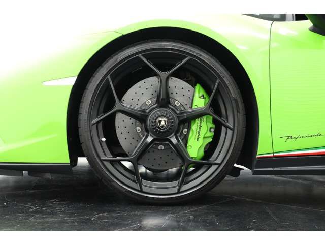 Lamborghini Huracan 2019-05 182721-4