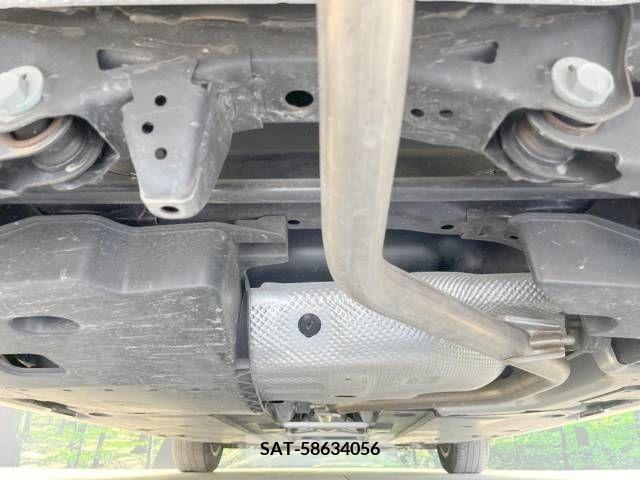 Toyota PRIUS 2017-06 322280-19