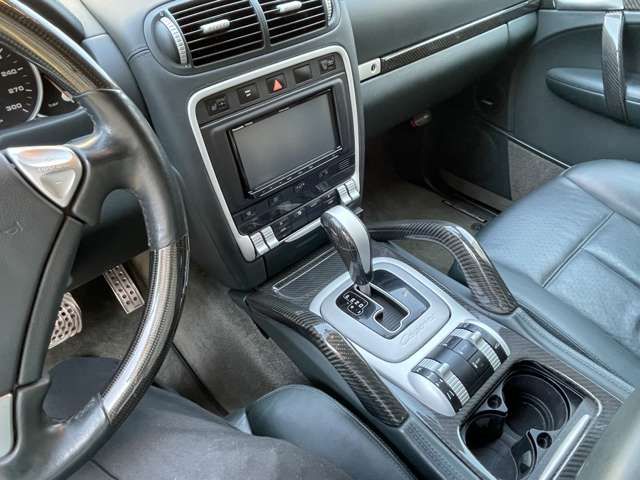 Porsche CAYENNE 2005-10 2779-19