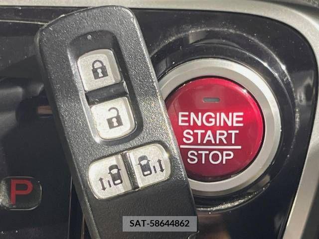 Honda N BOX CUSTOM 2015-11 337978-7