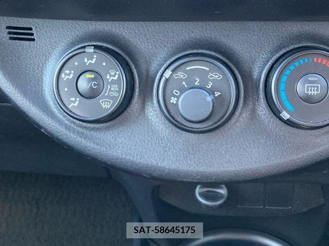 Toyota VITZ 2017-06 288606-7